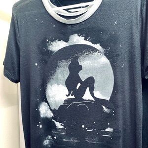 Disney medium Ariel short sleeve T-shirt